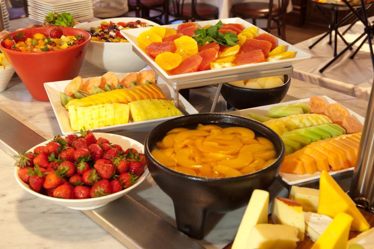 DAVINCI Hotel on Nelson Mandela Square Johannesburg Bagian luar foto