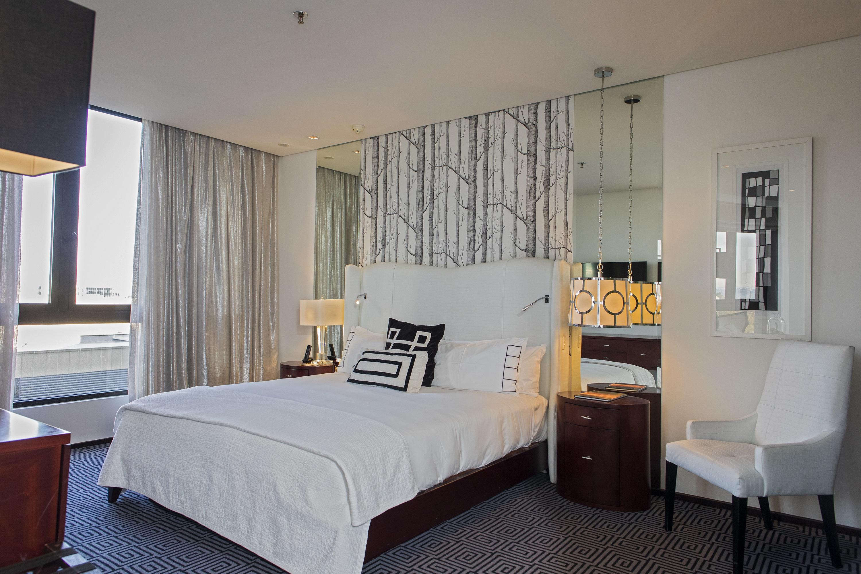 DAVINCI Hotel on Nelson Mandela Square Johannesburg Bagian luar foto