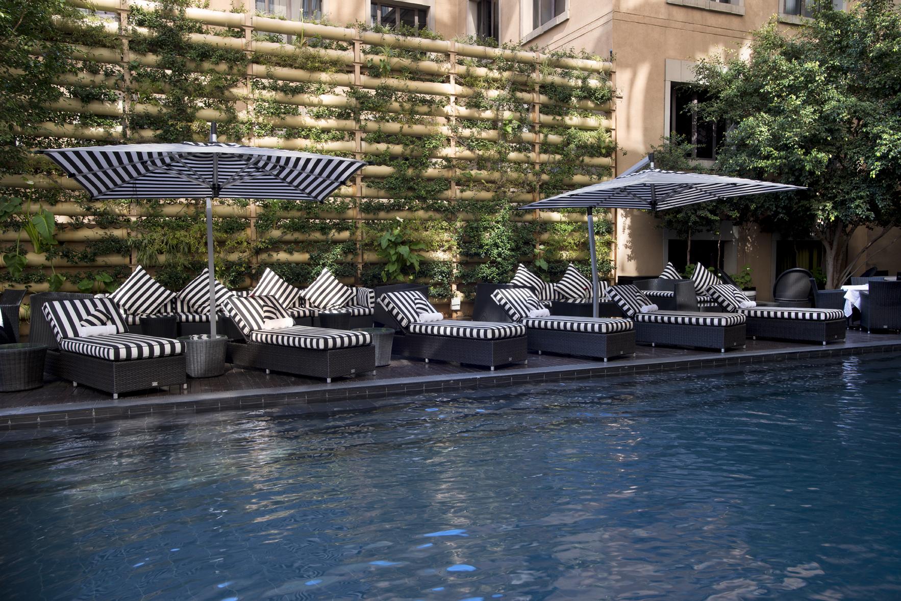 DAVINCI Hotel on Nelson Mandela Square Johannesburg Bagian luar foto