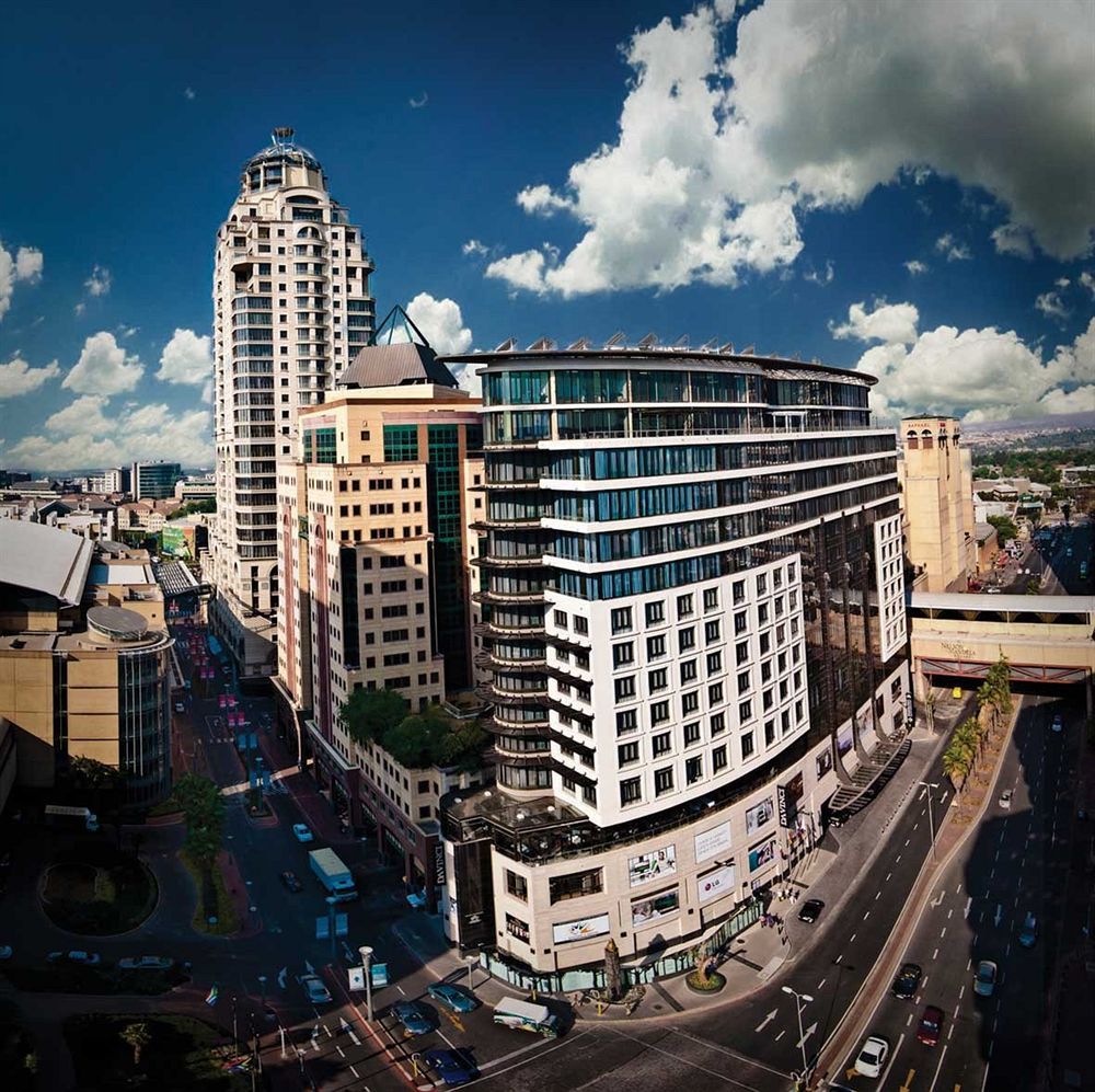 DAVINCI Hotel on Nelson Mandela Square Johannesburg Bagian luar foto